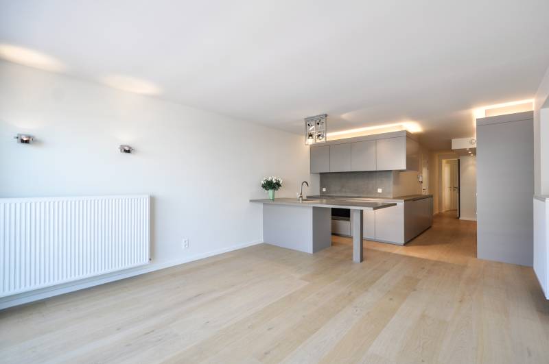 VERHUUR Appartement 2 SLPK Knokke-Heist - Lichttorenplein / mooi zijdelings zeezicht