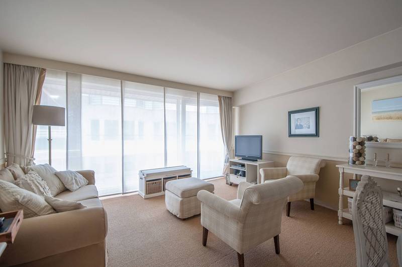 VERKOOP  Appartement 2 SLPK Knokke-Zoute - Zijdelings zeezicht / A. Bréartstraat / zonnig terras