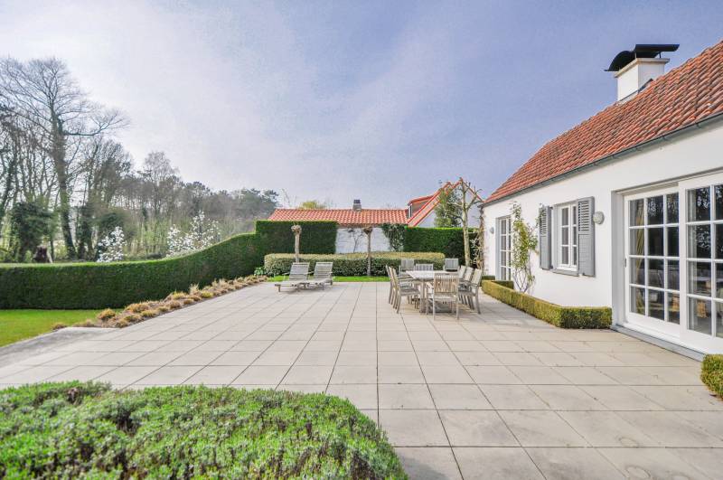 VERKOOP Villa 4 SLPK Knokke-Heist - aan Oosthoekplein / uitzicht op de Polders