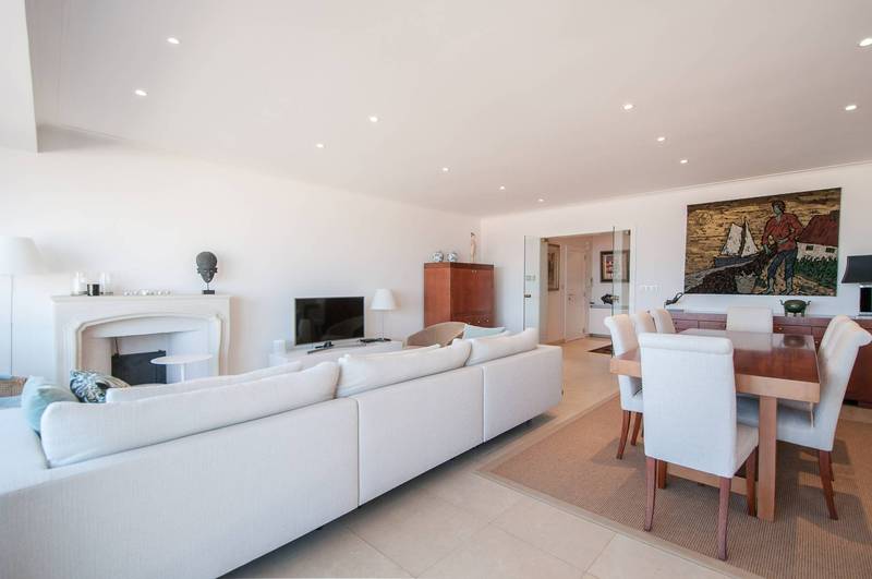 VERKOOP  Appartement 3 SLPK Knokke-Zoute - Zeedijk / frontaal zeezicht / Albertplein