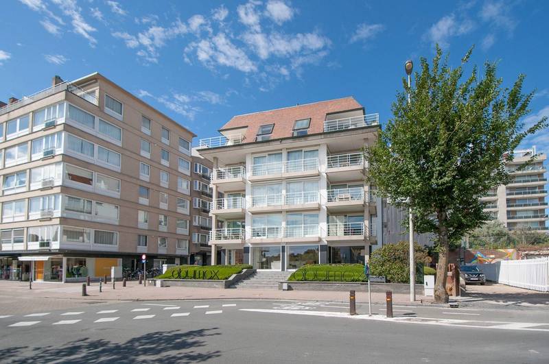 VERHUUR  Appartement 2 SLPK Knokke-Zoute -  Villaresidentie Kustlaan / Minigolf / Hoekappartement met prachtig terras