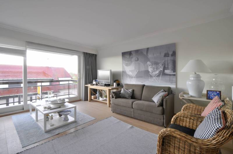 VERHUUR  Appartement 3 SLPK Knokke-Zoute -Kustlaan / vlakbij Albertplein