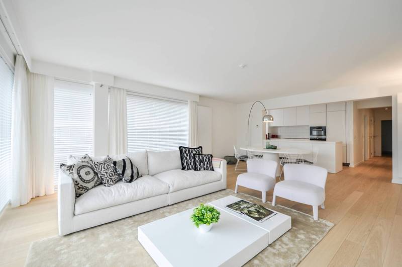 VERKOOP  Appartement 3 SLPK Knokke-Zoute -Hoekappartement op Kustlaan / tegenover MINIGOLF