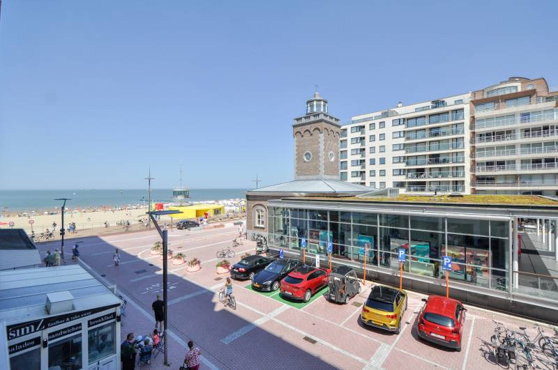 VERHUUR Appartement 2 SLPK Knokke-Heist - Lichttorenplein / mooi zijdelings zeezicht