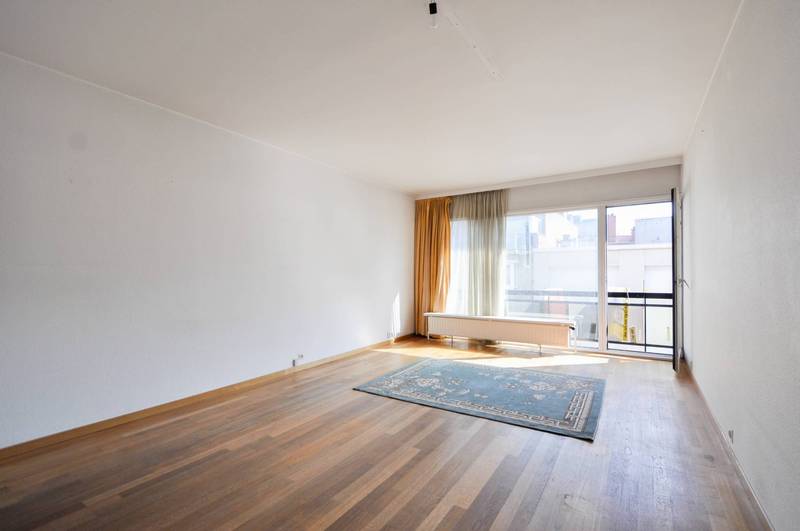 VERKOOP  Appartement 0/1 SLPK Knokke-Zoute -zijdelings zeezicht / aan Driehoeksplein