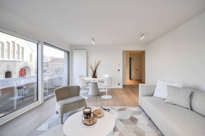 VERKOOP  Appartement 2 SLPK Knokke-Heist -Hoekappartement - Dumortierlaan / Heilig-Hartkerk