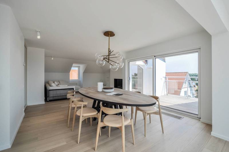 VERKOOP  Appartement 4 SLPK Knokke-Zoute -EXCLUSIEF: TOPRENOVATIE in hartje Zoute