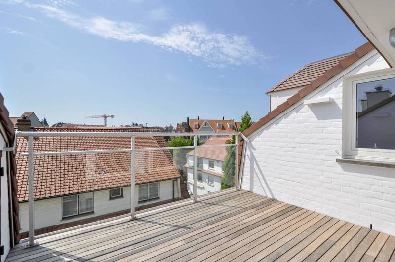 VERKOOP  Appartement 4 SLPK Knokke-Zoute -EXCLUSIEF: TOPRENOVATIE in hartje Zoute