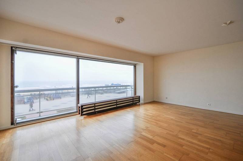VERHUUR  Appartement 2 SLPK Knokke-Heist -Zeedijk / vlakbij Lichttorenplein