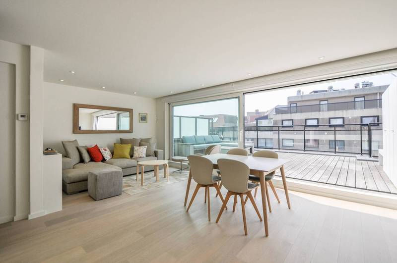 VERKOOP  Appartement 2 SLPK Knokke-Heist -Penthouse / Zeezicht / 2 terrassen
