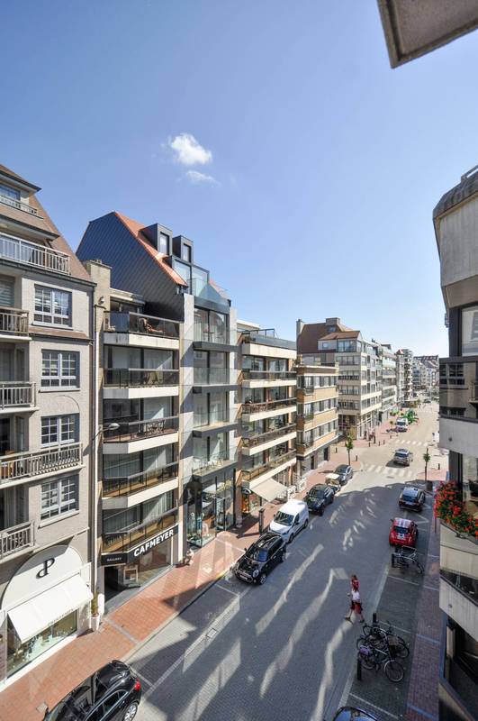 VERHUUR  Appartement 3 SLPK Knokke-Zoute -Kustlaan / vlakbij Driehoeksplein