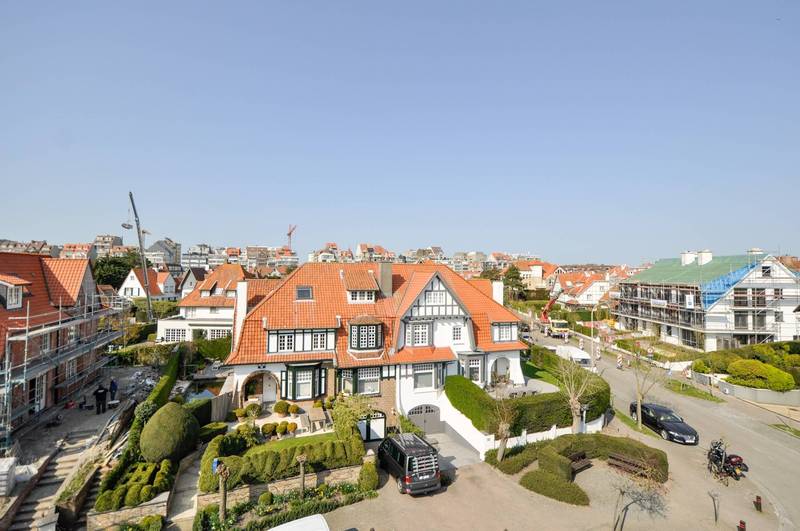 VERHUUR  Appartement 5 SLPK Knokke-Zoute -  Duplex / Emile Verhaerenlaan / Paters Dominicanenkerk