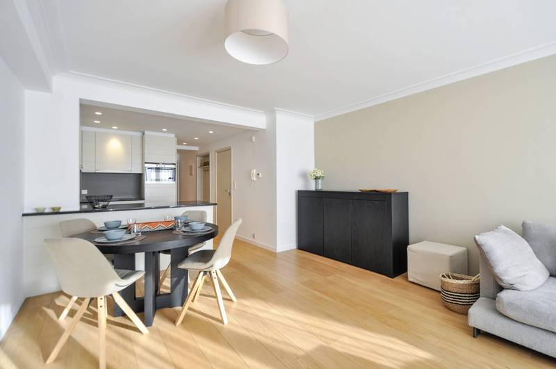 VERKOOP  Appartement 1 SLPK Knokke-Zoute -tussen het Driehoeksplein en het Albertplein...