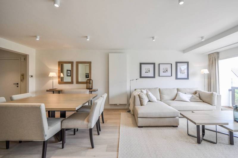 VERKOOP  Appartement 3 SLPK Knokke-Heist -Tijdloze renovatie / vlakbij Zoutelaan