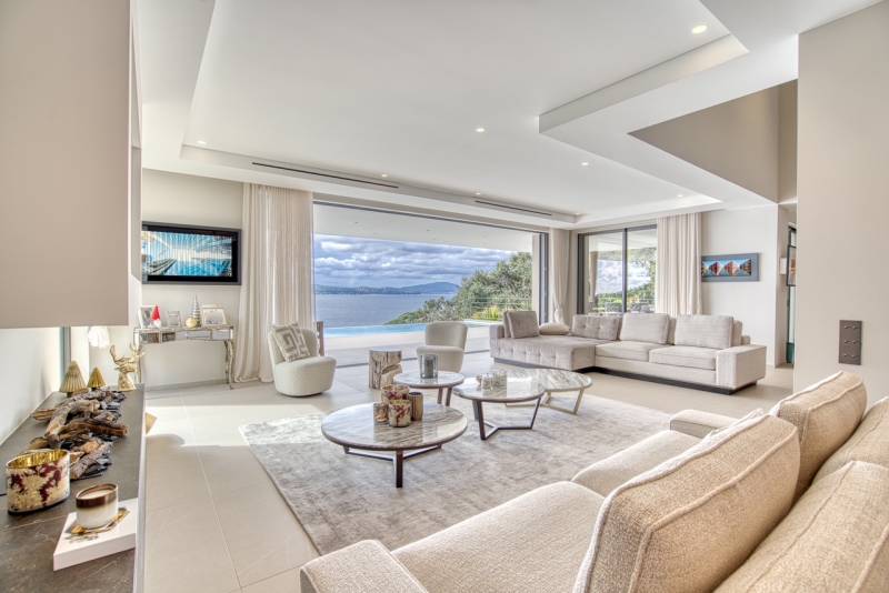 VERKOOP VILLA 4 SLPK Sainte-Maxime - Adembenemend zeezicht