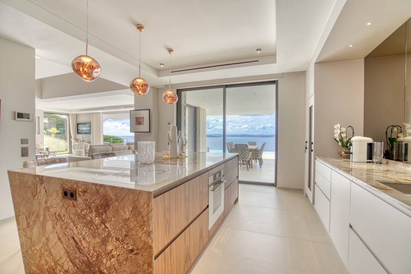 VERKOOP VILLA 4 SLPK Sainte-Maxime - Adembenemend zeezicht