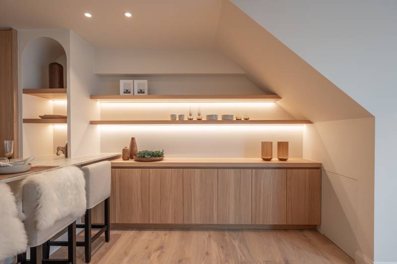 VERKOOP  Appartement 4 SLPK Knokke-Zoute - GEMEUBILEERD appartement met zijdelings ZEEZICHT