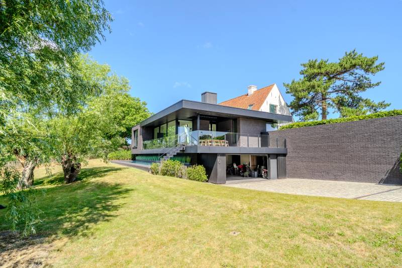 VERKOOP Villa 6 SLPK Knokke-Heist - Uitzonderlijke HOEVE met authentieke charme / nabij het Zoute