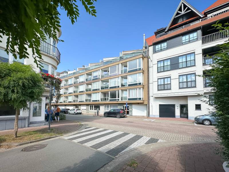 VERKOOP APPARTEMENT 2 SLPK KNOKKE-HEIST - PENTHOUSE / ZONNIG TERRAS / ZOUTELAAN