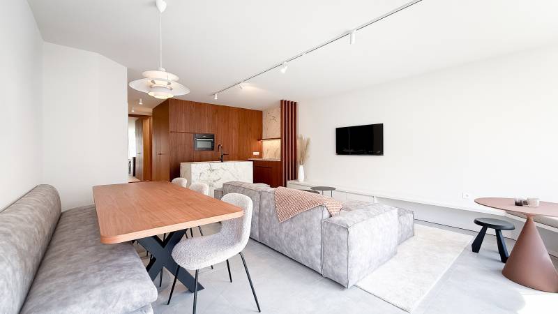 VERKOOP  Appartement 2 SLPK Knokke-Heist - Zijdelings zeezicht / aan het Driehoeksplein