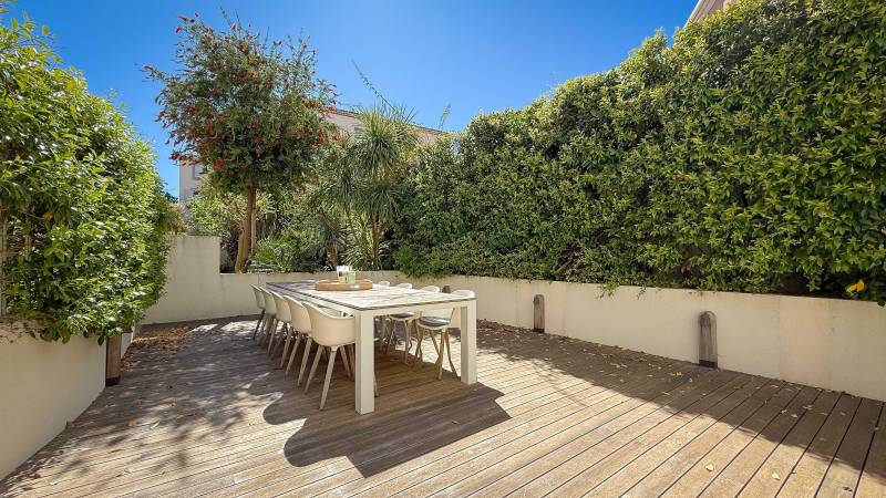 SEIZOENSVERHUUR  Appartement 3 SLPK SAINT-TROPEZ - CENTRUM / vlakbij la Place des Lices