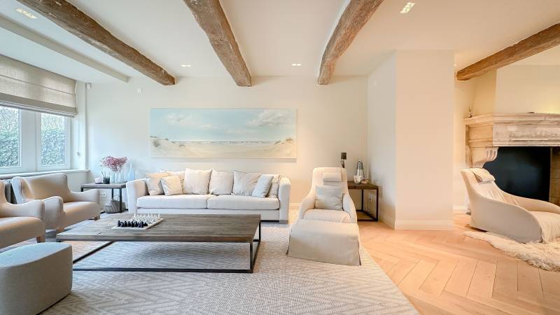 Tijdloze inrichting van een prachtige koppelvilla in het Zoute