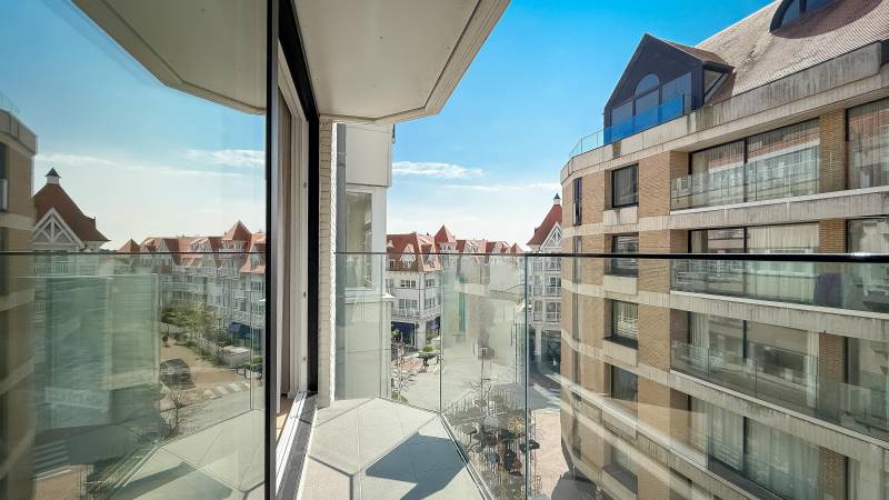 VERHUUR Appartement 3 SLPK Knokke-Zoute - Zijstraat ZEEDIJK / Garage inclusief!!