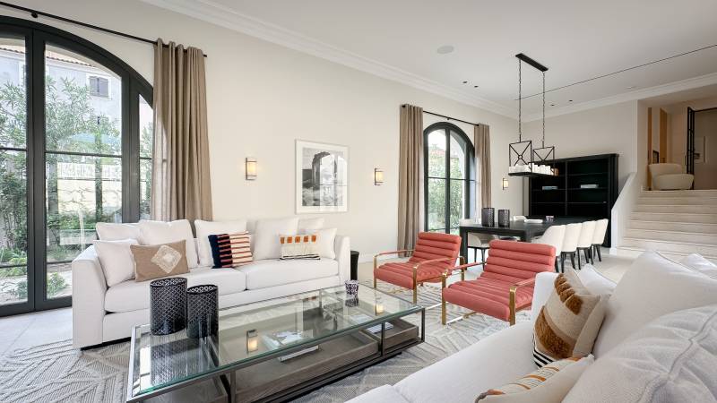 SEIZOENSVERHUUR  VILLA 5 SLPK - SAINT-TROPEZ / Toprenovatie nabij 