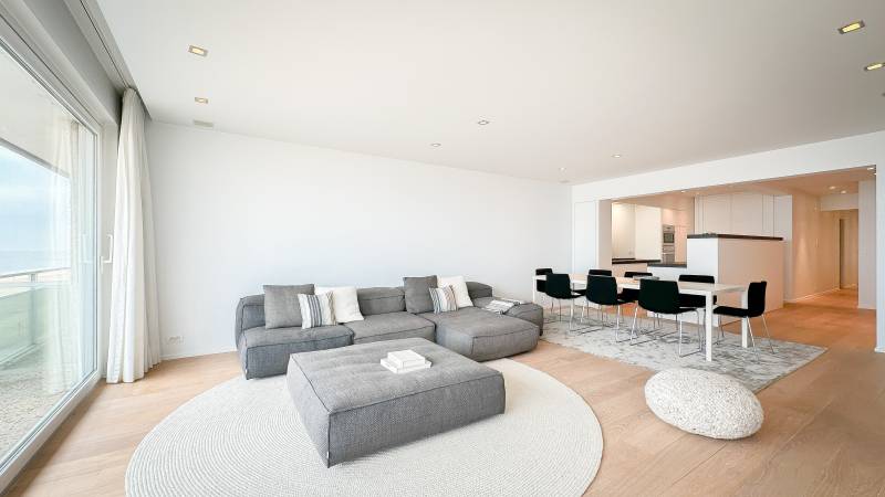 VERKOOP Appartement 3 SLPK Knokke-Zoute - ZEEDIJK / Frontaal zeezicht