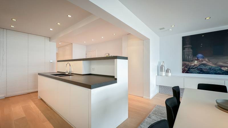 VERKOOP Appartement 3 SLPK Knokke-Zoute - ZEEDIJK / Frontaal zeezicht