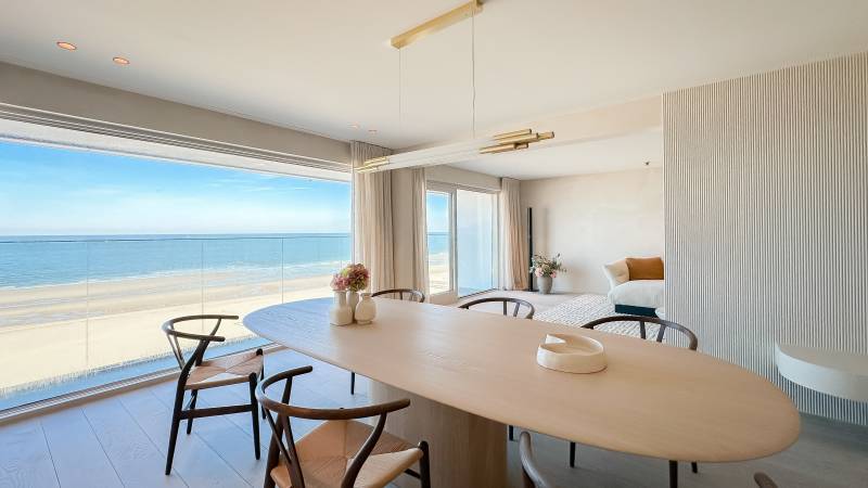 VERKOOP Appartement 3 SLPK Knokke-Zoute - Zeedijk / panoramisch zeezicht!