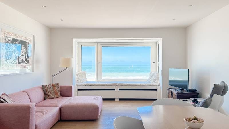 VERKOOP APPARTEMENT 2 SLPK - Knokke-Heist - Zeedijk / Frontaal zeezicht
