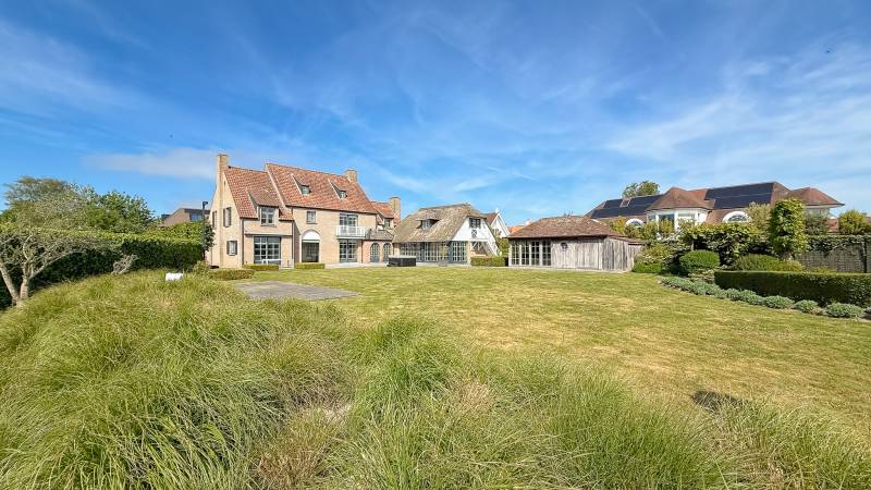 VERKOOP Villa 6 SLPK Knokke-Heist - Alleenstaande villa met binnenzwembad