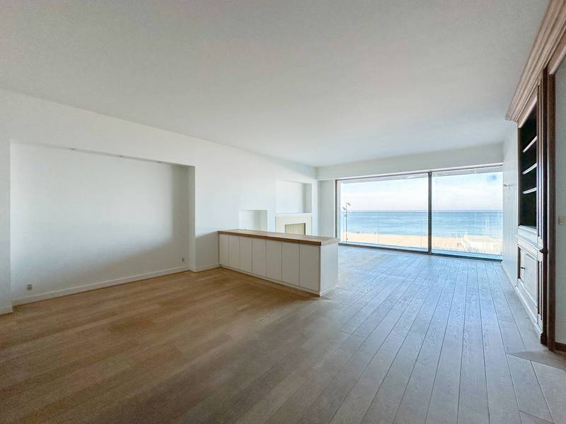 VERHUUR  Appartement 2 SLPK Knokke-Zoute -Zeedijk Zoute / vlakbij Albertplein