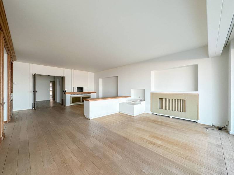 VERHUUR  Appartement 2 SLPK Knokke-Zoute -Zeedijk Zoute / vlakbij Albertplein