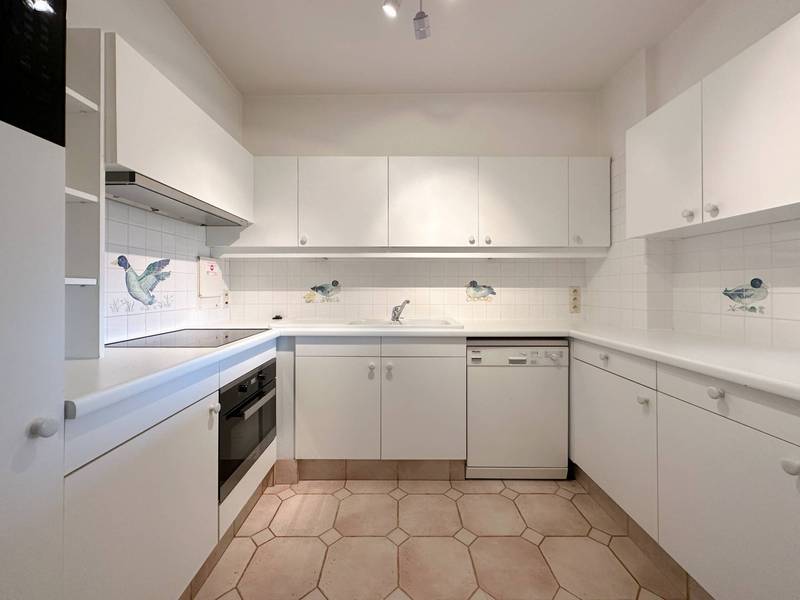 VERHUUR  Appartement 2 SLPK Knokke-Zoute -Zeedijk Zoute / vlakbij Albertplein