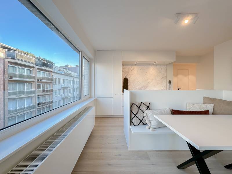 VERHUUR  Appartement 2 SLPK Knokke-Heist - Hoekappartement / Gemeubileerd