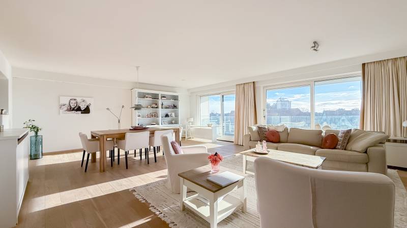 VERKOOP Appartement 3 SLPK Knokke-Zoute - Topligging op Kustlaan - uitzonderlijke gevelbreedte