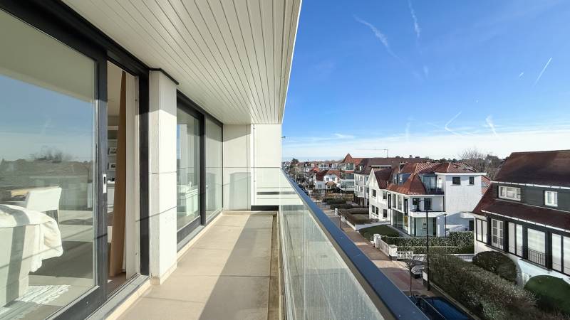 VERKOOP Appartement 3 SLPK Knokke-Zoute - Topligging op Kustlaan - uitzonderlijke gevelbreedte