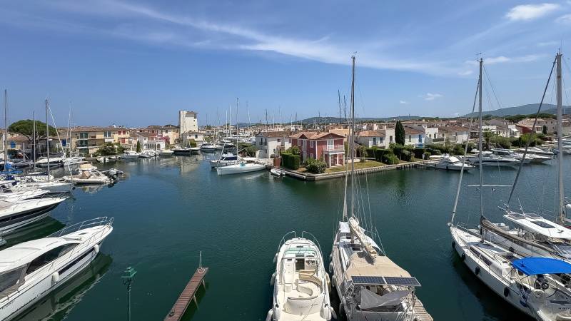 VERKOOP Appartement 1 SLPK Port-Grimaud - Panoramisch uitzicht over de ligplaatsen