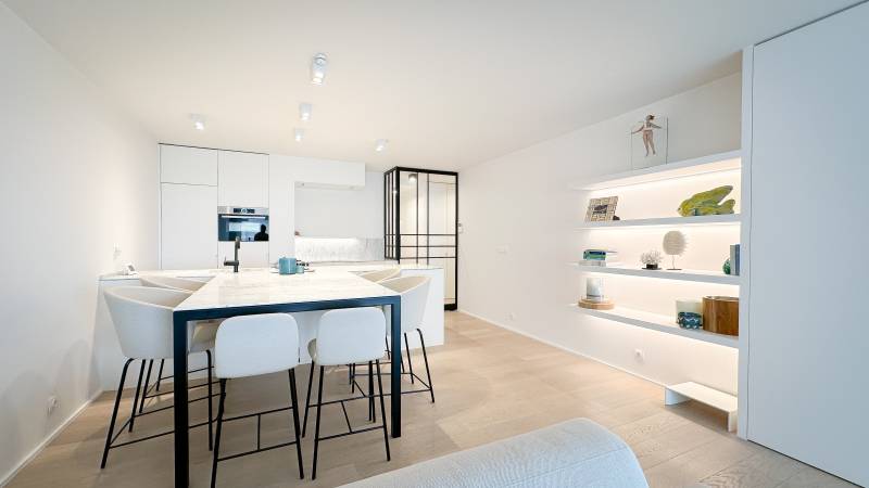 VERKOOP APPARTEMENT 3 SLPK Knokke-Zoute - Kustlaan / ZEEZICHT / aan Lichttorenplein