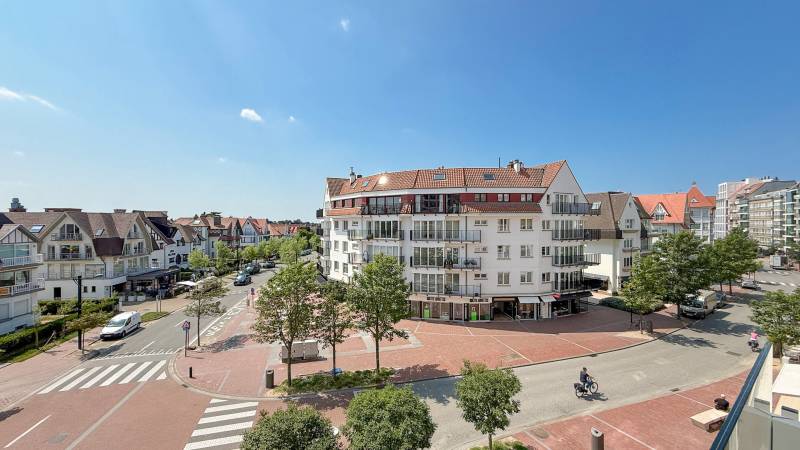 VERHUUR  Appartement 2 SLPK Knokke-Zoute - aan Albertplein / Kustlaan