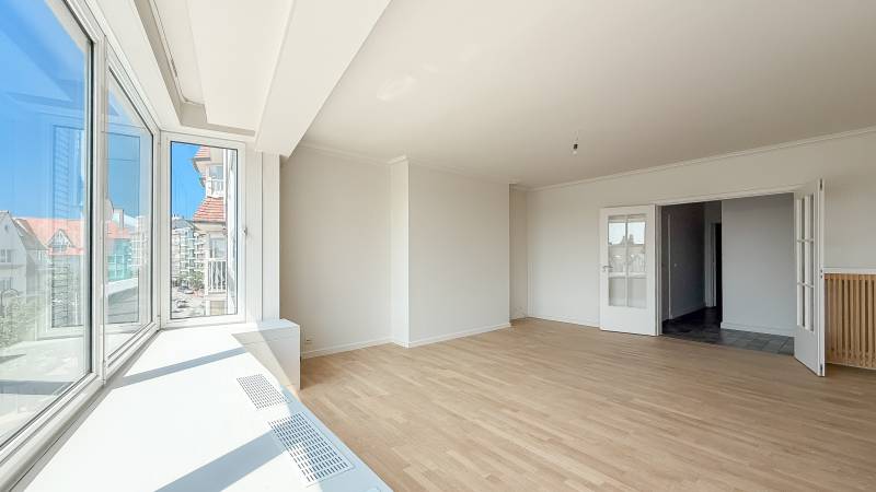 VERHUUR  Appartement 2 SLPK Knokke-Zoute - aan Albertplein / Kustlaan