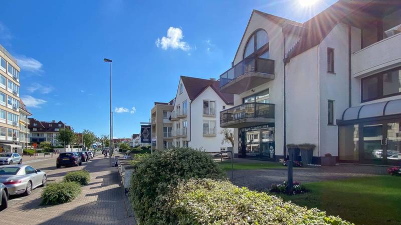VERHUUR commercieel pand Knokke-Zoute - Kustlaan / tegenover Minigolf