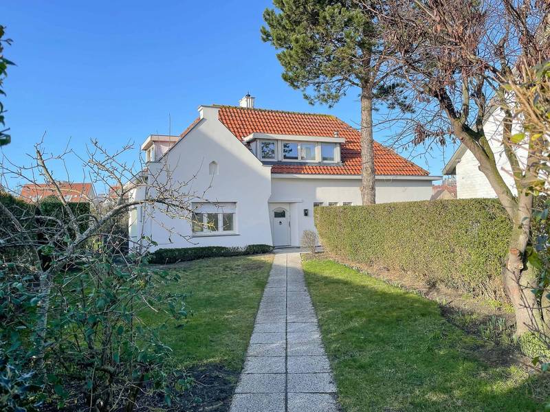 VERHUUR Villa 4 SLPK Knokke-Heist -Alleenstaande villa te Duinbergen
