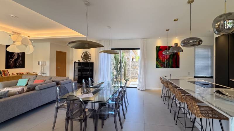 VERKOOP  VILLA 5 SLPK SAINT-TROPEZ - Privé beveiligd domein