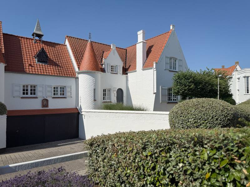 VERKOOP Villa 3 SLPK Knokke-Heist - Karaktervolle VILLA / Duinbergen