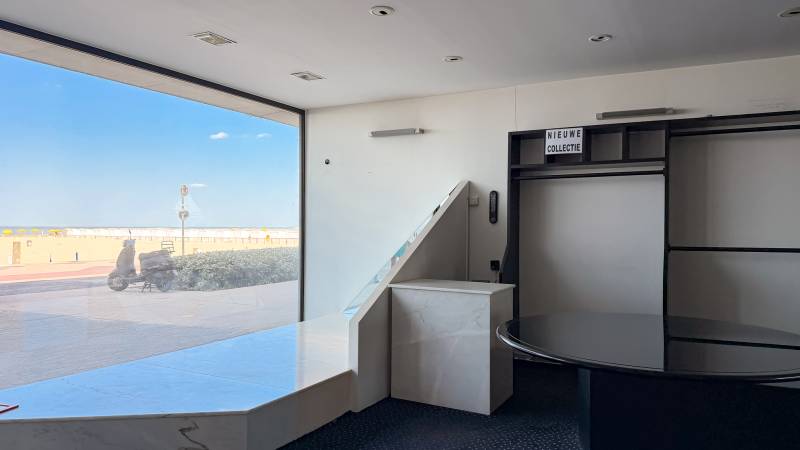 VERHUUR  commercieel pand Knokke-Zoute - Zeedijk / aan het Albertplein