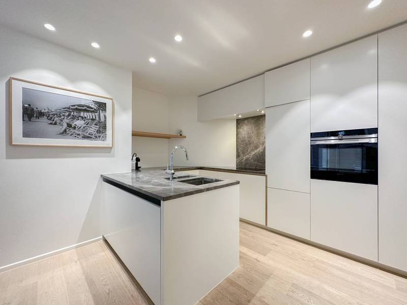 VERKOOP  Appartement 2 SLPK Knokke-Zoute - Uitzonderlijke gevelbreedte / Kustlaan