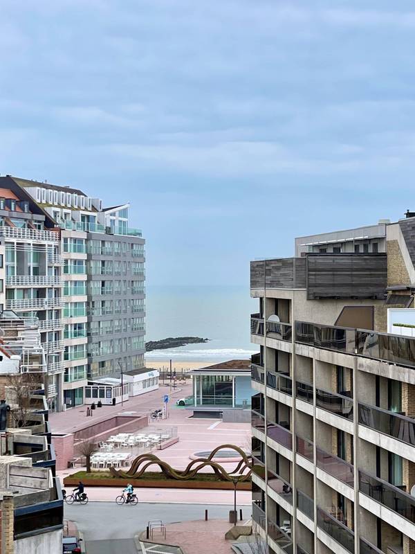VERKOOP  Appartement 3 SLPK Knokke-Heist - Dumortierlaan / vlakbij Lichttorenplein / zijdelings zeezicht